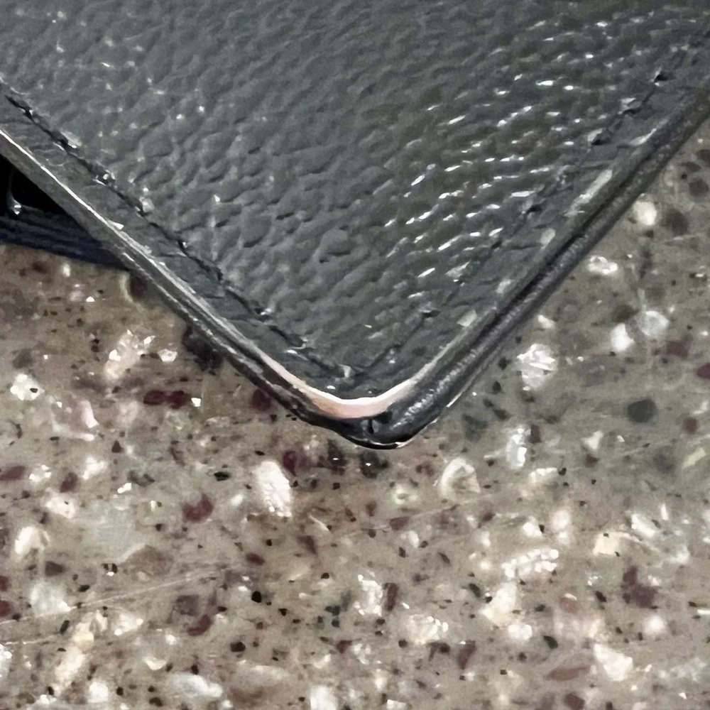 kate spade couple flaws